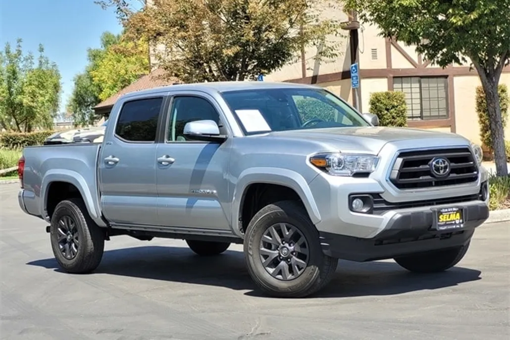 2023 Toyota Tacoma SR5 photo 1