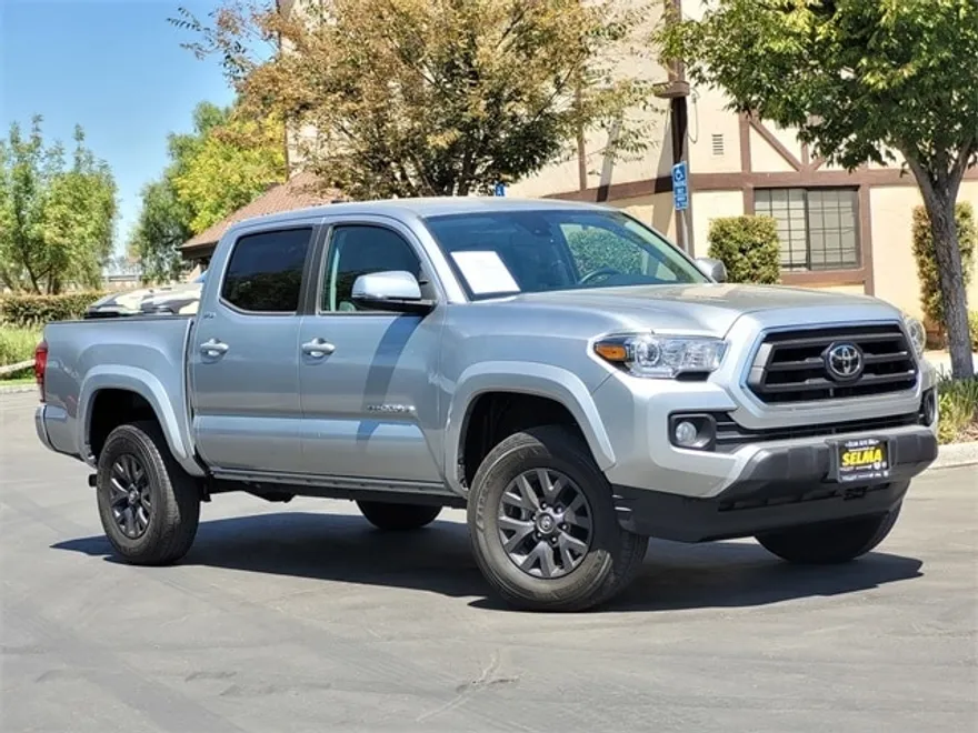 2023 Toyota Tacoma SR5 photo 1