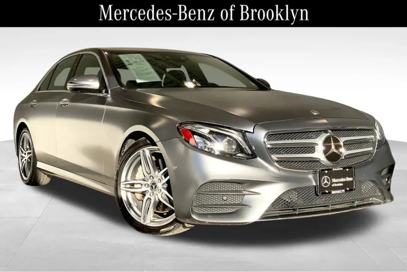 2018 Mercedes Benz E 400 4MATIC photo 1