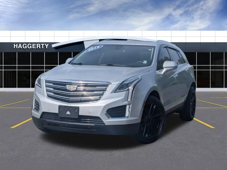 2019 Cadillac XT5 Premium Luxury photo 1