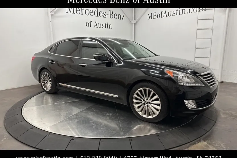 2014 Hyundai Equus Signature photo 1