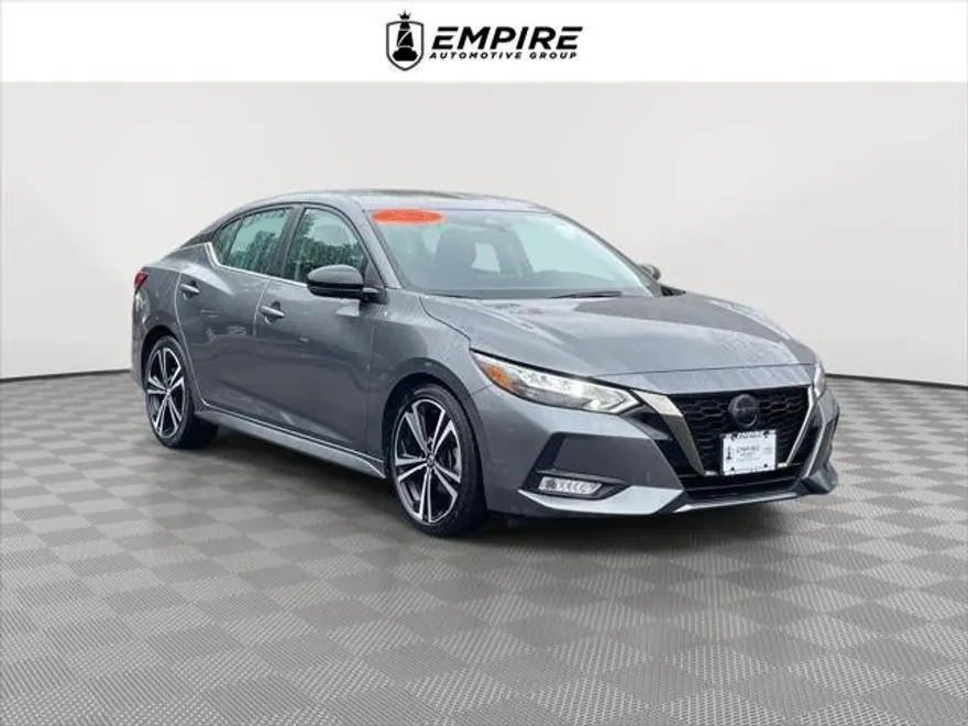 2021 Nissan Sentra SR photo 1