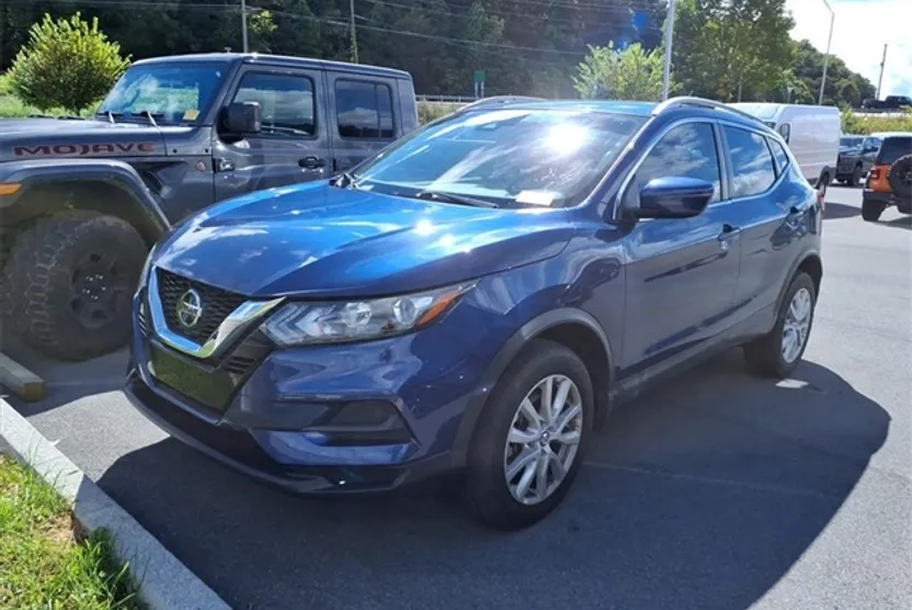 2020 Nissan Rogue Sport SV photo 1