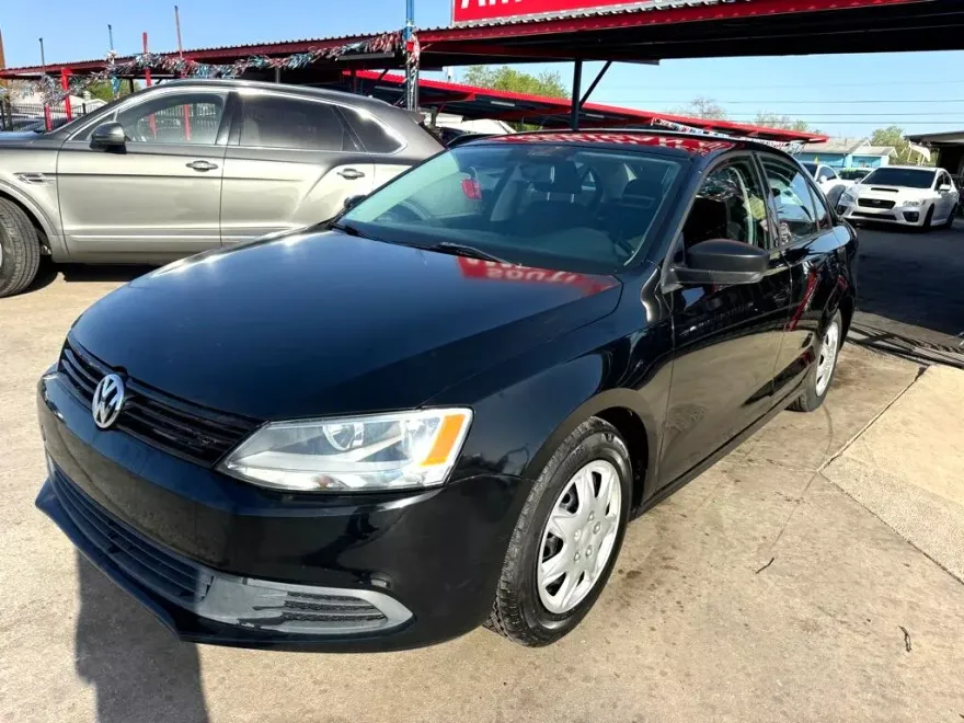 2014 Volkswagen Jetta S photo 1
