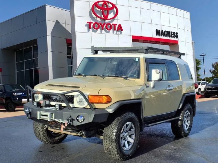 2014 Toyota FJ Cruiser Trail Teams Special Edition photo 1