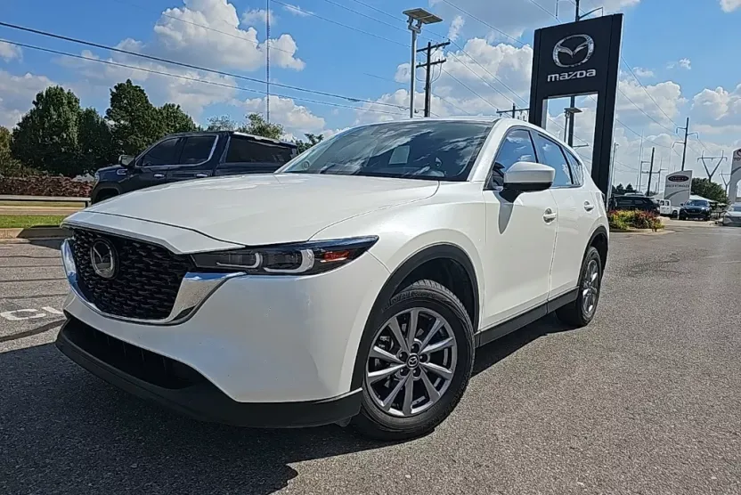 2022 Mazda CX-5 2.5 S Preferred photo 1