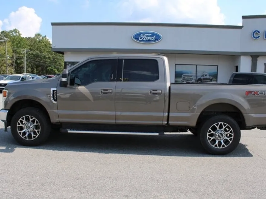 2020 Ford F-250 Lariat photo 1