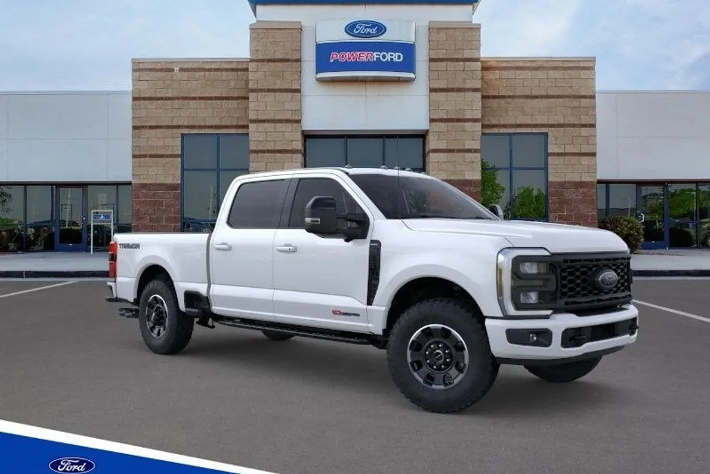 2025 Ford F-250 Lariat photo 1