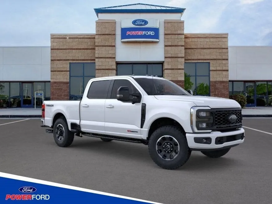2025 Ford F-250 Lariat photo 1