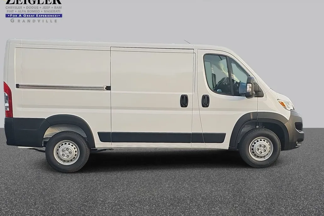 2025 Ram ProMaster 2500 Base photo 1