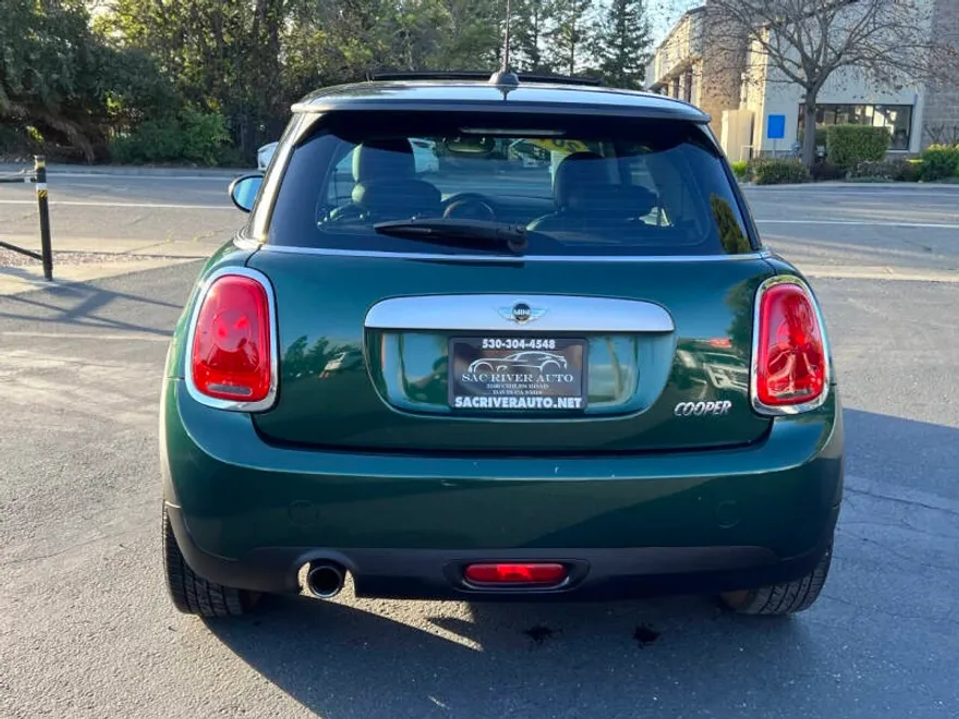 2014 Mini Cooper Hardtop photo 1