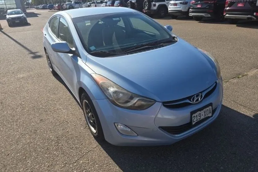 2012 Hyundai Elantra GLS photo 1