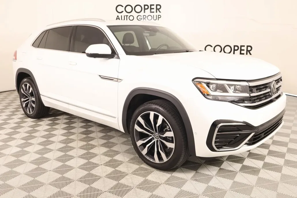 2023 Volkswagen Atlas Cross Sport V6 SEL Premium R-Line photo 1