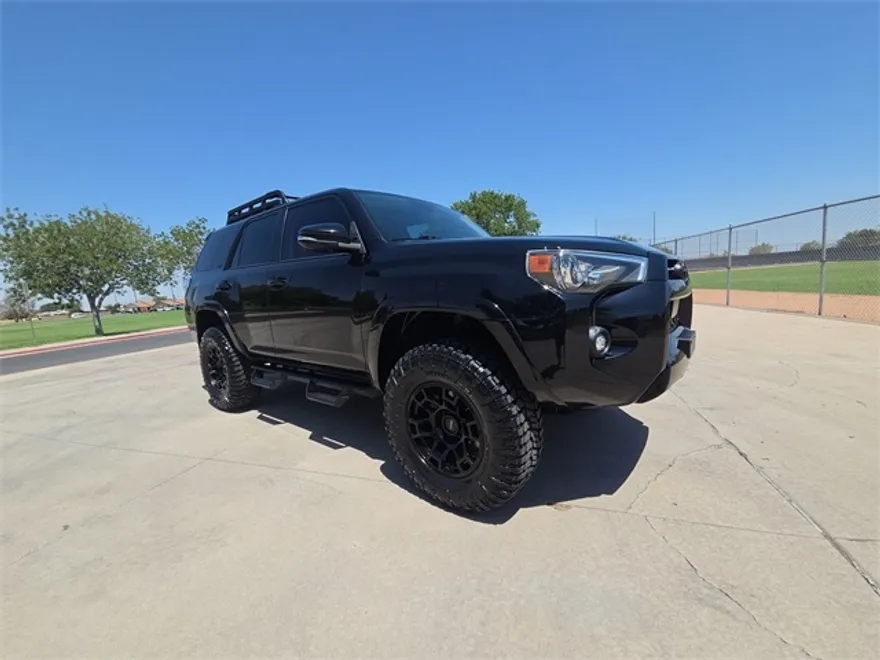 2021 Toyota 4Runner SR5 Premium photo 1