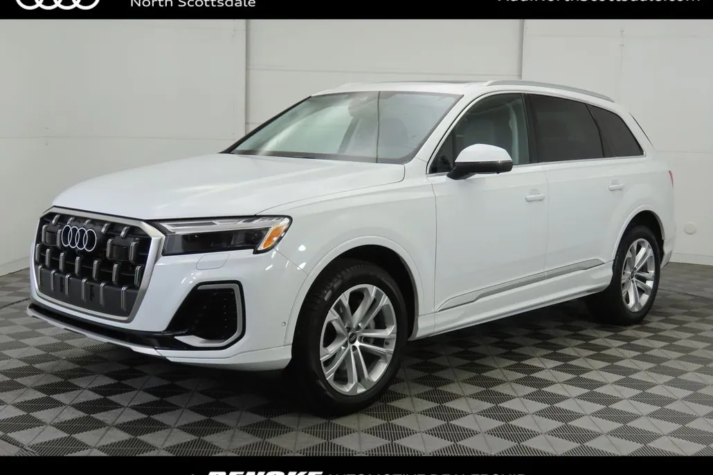 2025 Audi Q7 45 Premium Plus photo 1