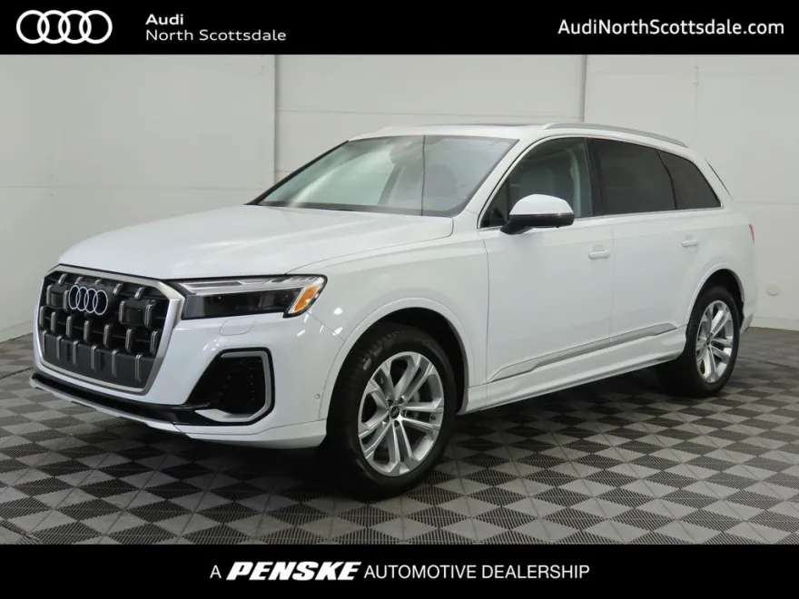 2025 Audi Q7 45 Premium Plus photo 1