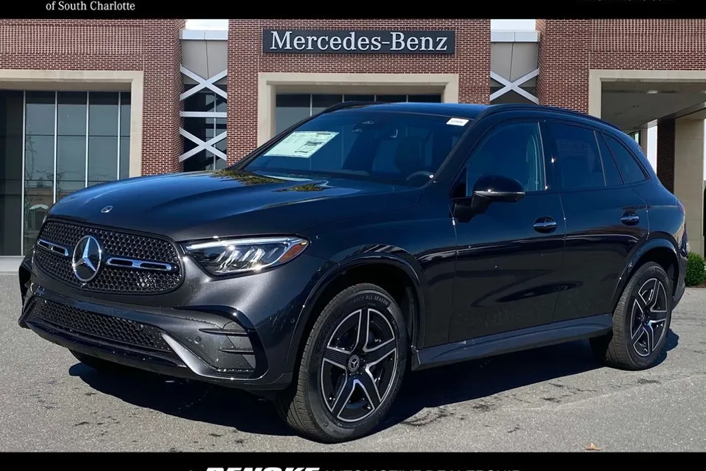 2025 Mercedes Benz GLC 300 4MATIC photo 1