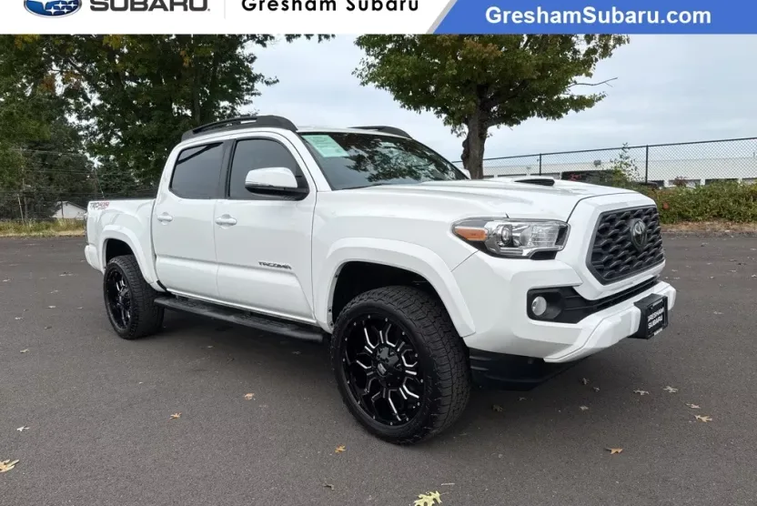 2021 Toyota Tacoma TRD Sport V6 photo 1