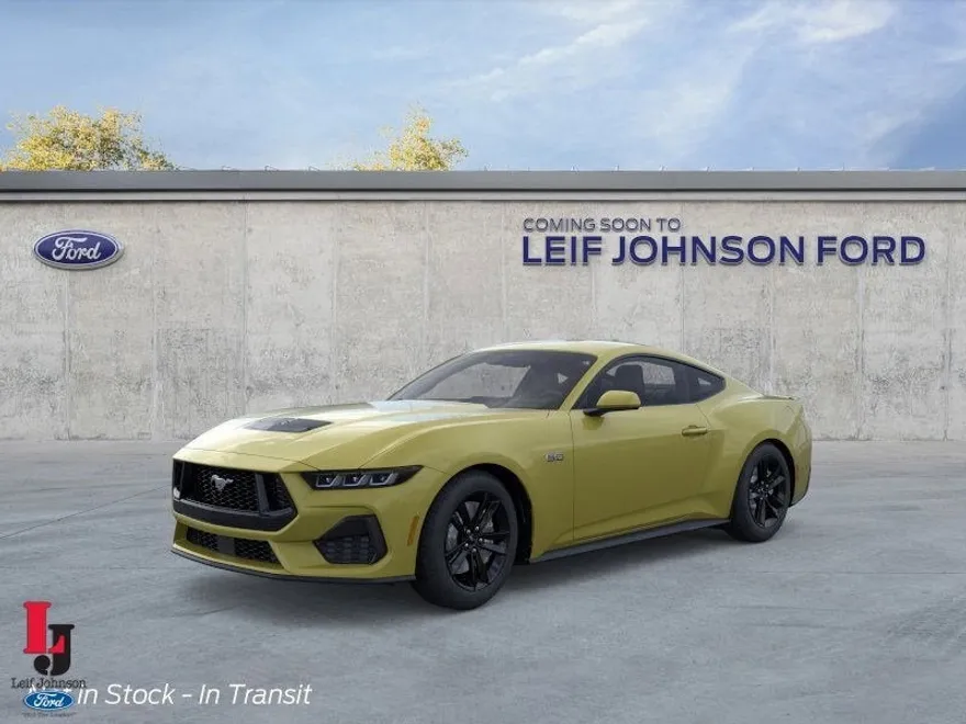 2025 Ford Mustang GT photo 1