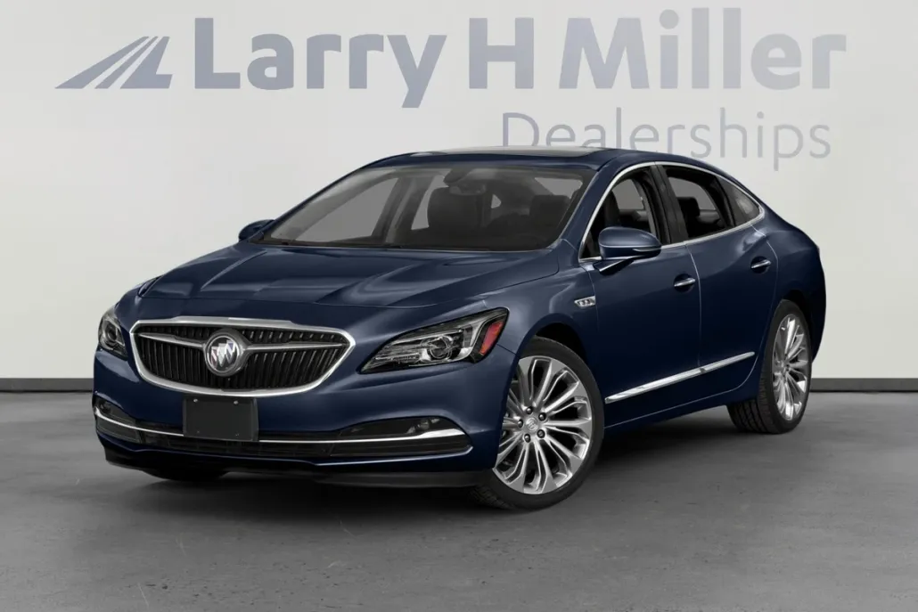 2017 Buick LaCrosse Essence photo 1