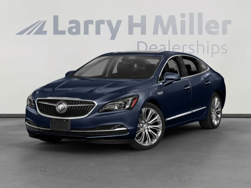 2017 Buick LaCrosse Essence photo 1