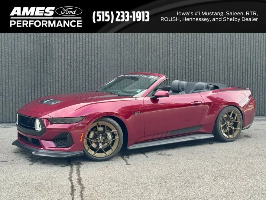 2025 Ford Mustang GT photo 1