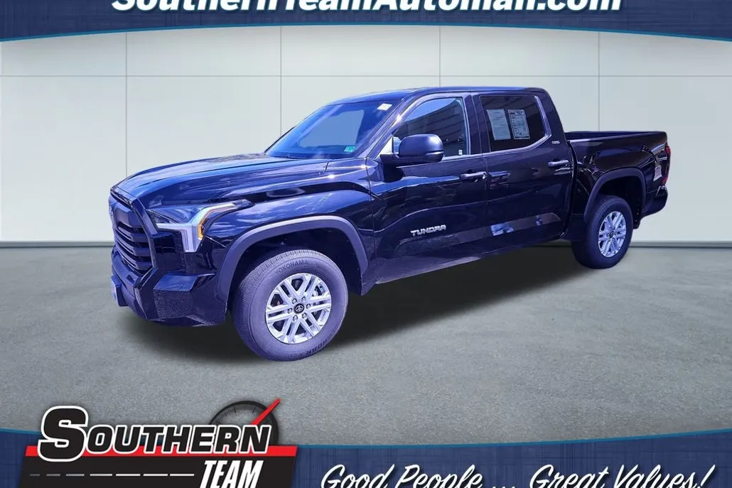 2025 Toyota Tundra SR5 photo 1