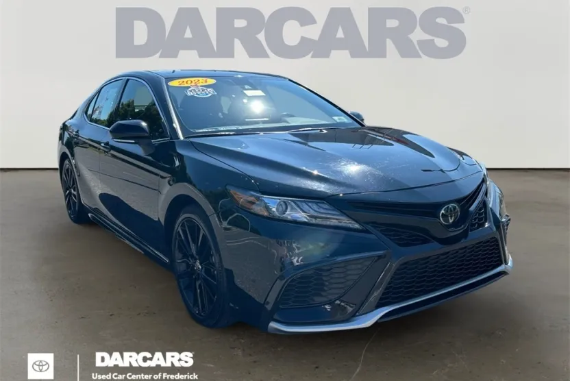 2023 Toyota Camry XSE photo 1