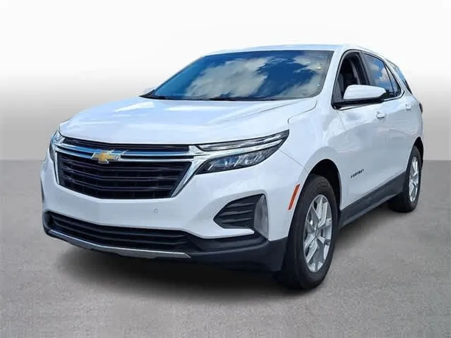 2023 Chevrolet Equinox LT photo 1
