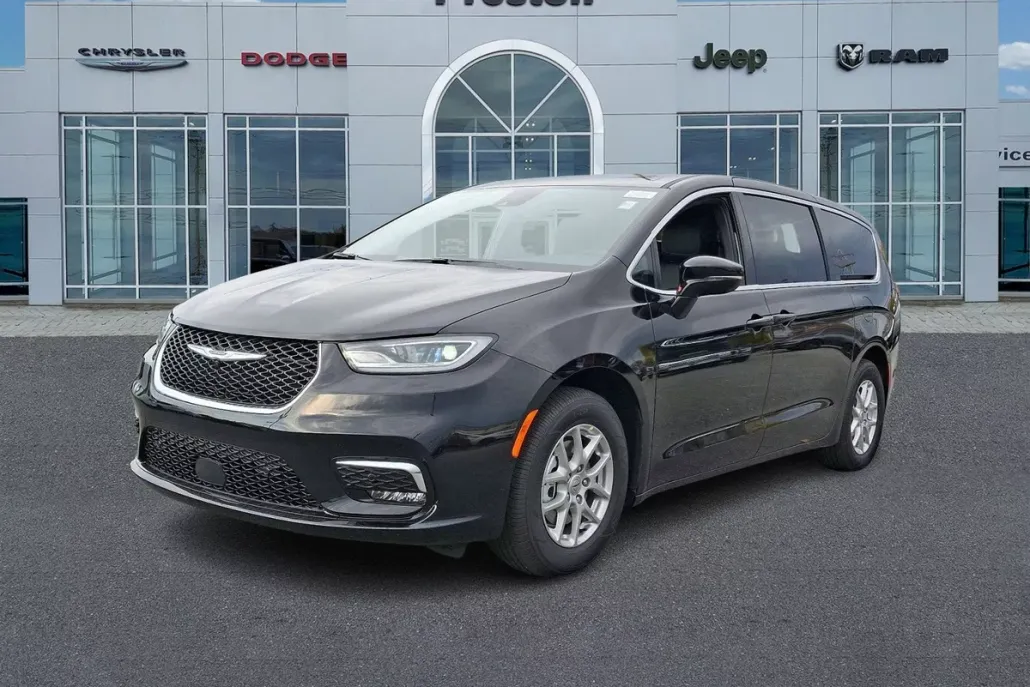 2025 Chrysler Pacifica photo 1