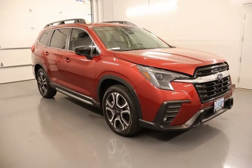 2024 Subaru Ascent Limited photo 1