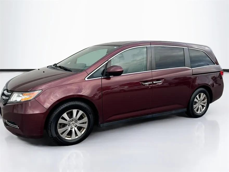 2016 Honda Odyssey EX-L photo 1