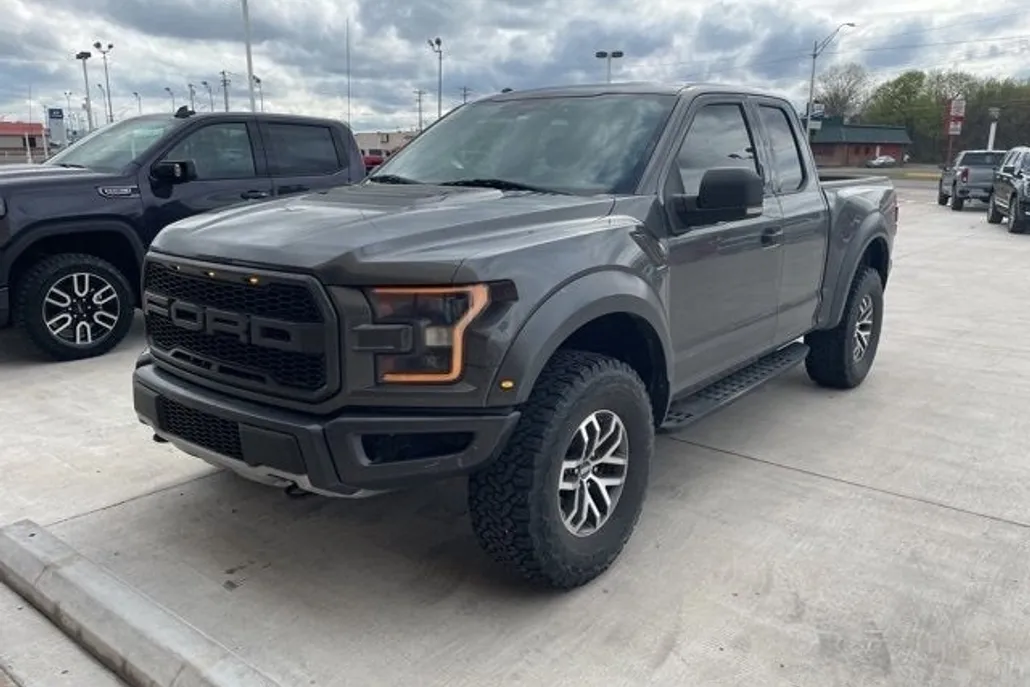 2017 Ford F-150 Raptor photo 1