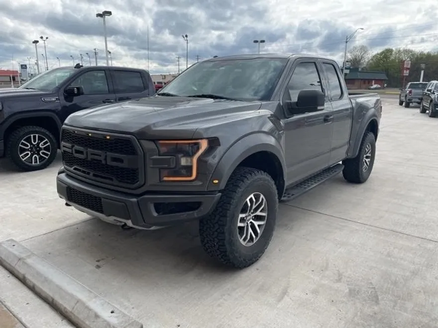 2017 Ford F-150 Raptor photo 1