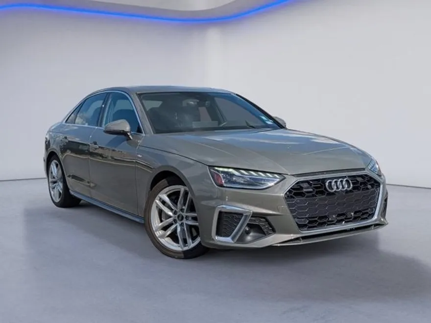 2023 Audi A4 45 S line Premium Plus photo 1
