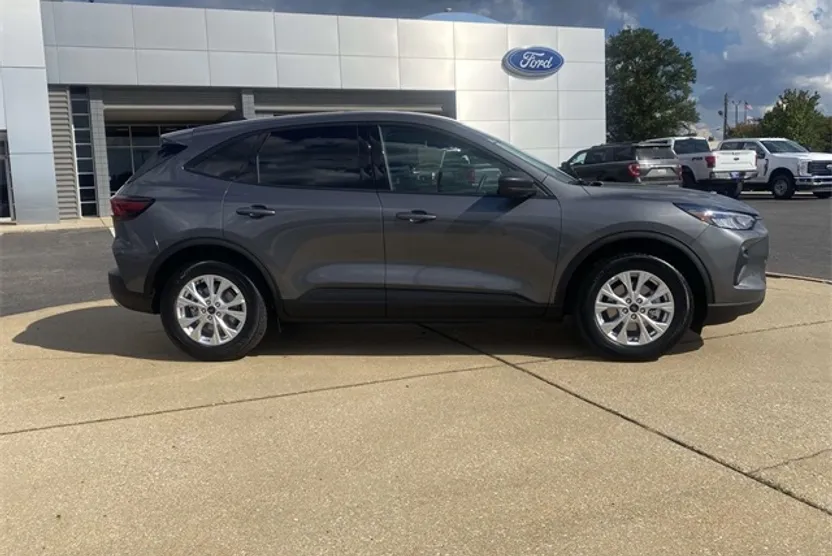 2026 Ford Escape Active photo 1