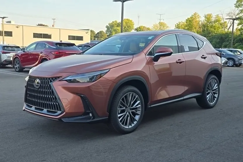 2026 Lexus NX 350 Premium photo 1