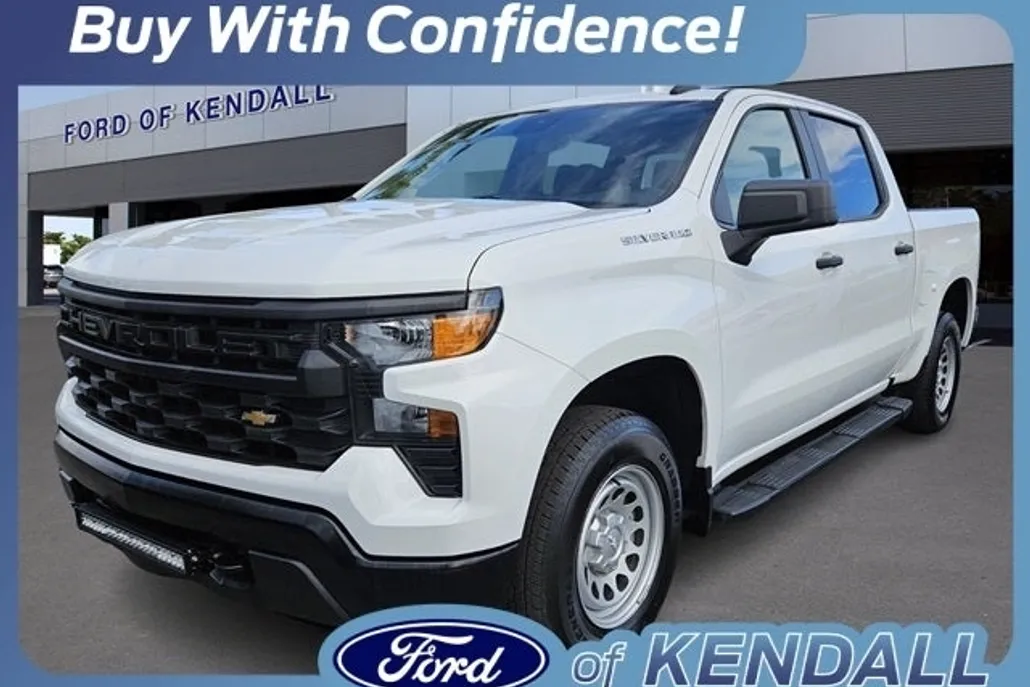 2024 Chevrolet Silverado 1500 photo 1