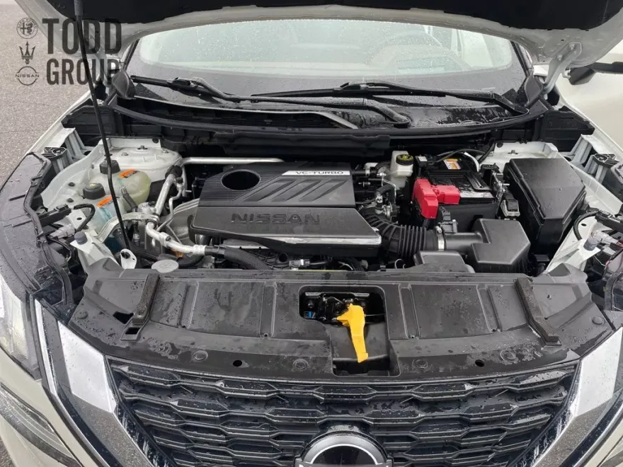 2023 Nissan Rogue Platinum photo 1