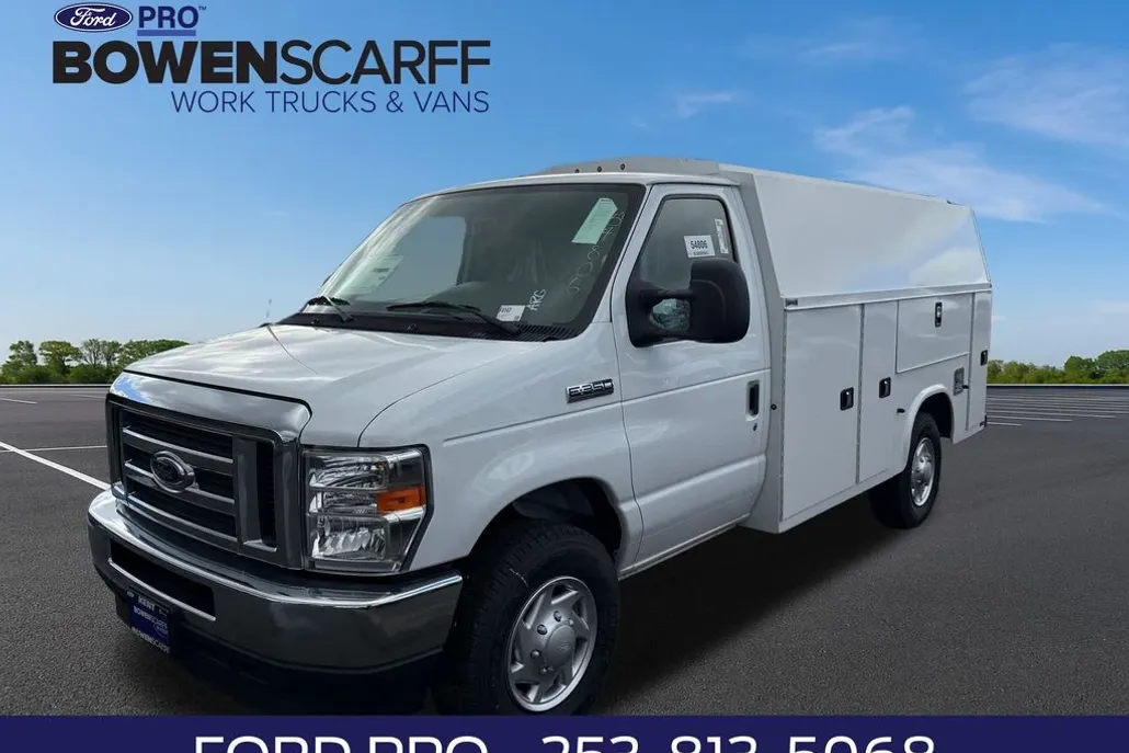 2025 Ford E-350 Base photo 1