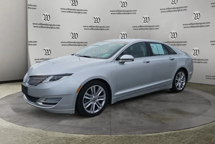 2013 Lincoln MKZ Base photo 1