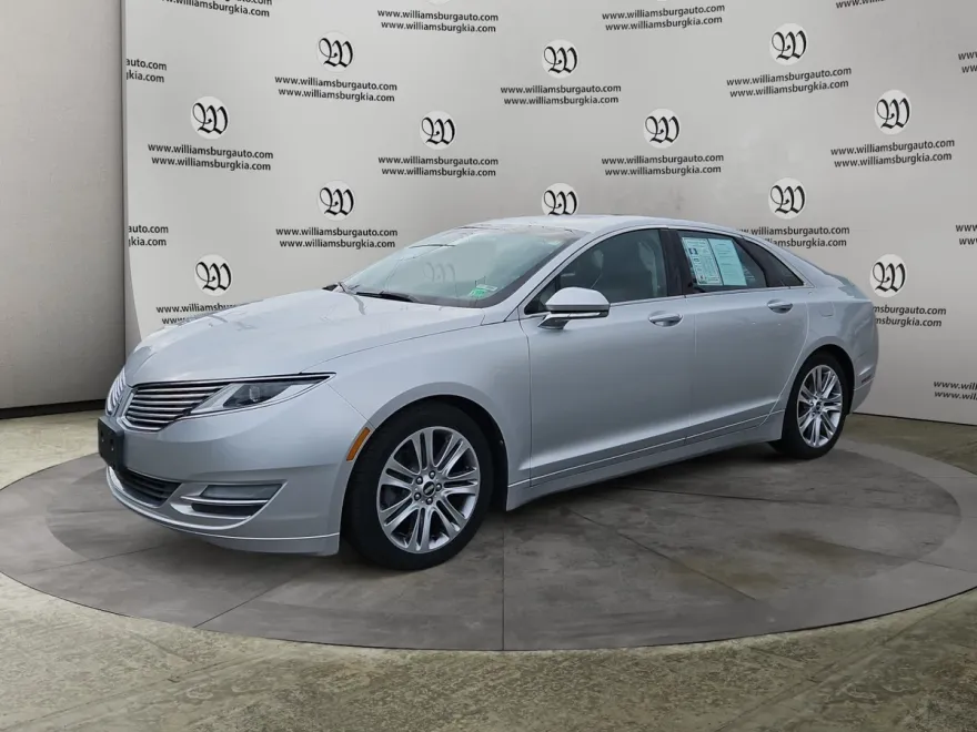 2013 Lincoln MKZ Base photo 1