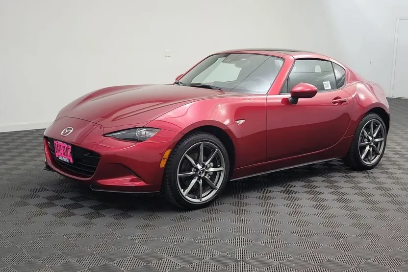 2023 Mazda MX-5 Miata Miata RF Grand Touring photo 1
