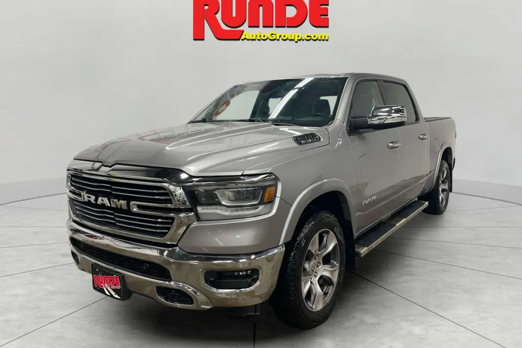 2019 Ram 1500 Laramie photo 1