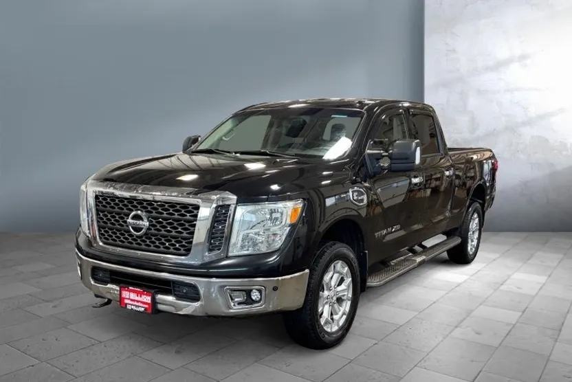 2017 Nissan Titan S photo 1