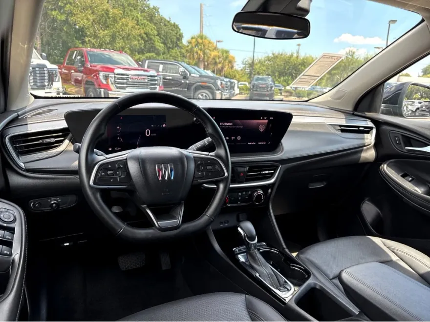 2024 Buick Encore GX Sport Touring photo 1