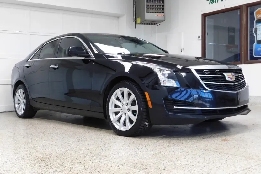 2018 Cadillac ATS Base photo 1
