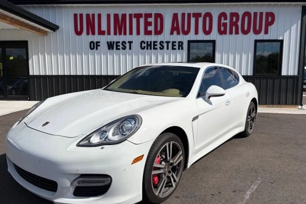 2013 Porsche Panamera Turbo photo 1