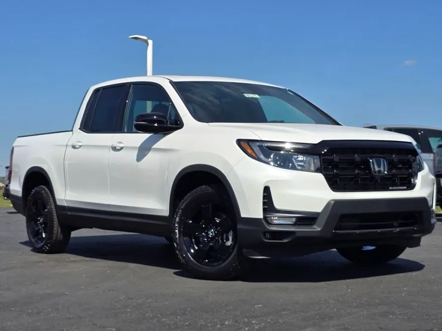 2026 Honda Ridgeline Black Edition photo 1