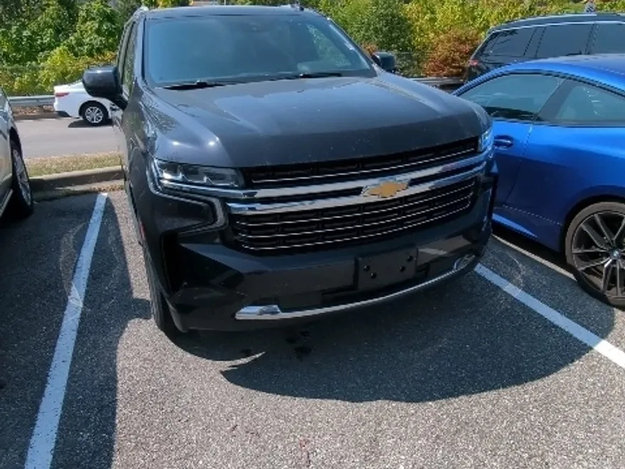 2023 Chevrolet Tahoe LT photo 1
